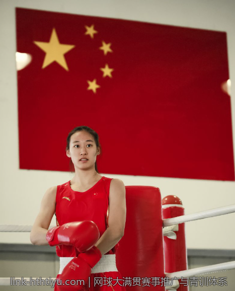 三冠王辉煌之路的艰辛与付出