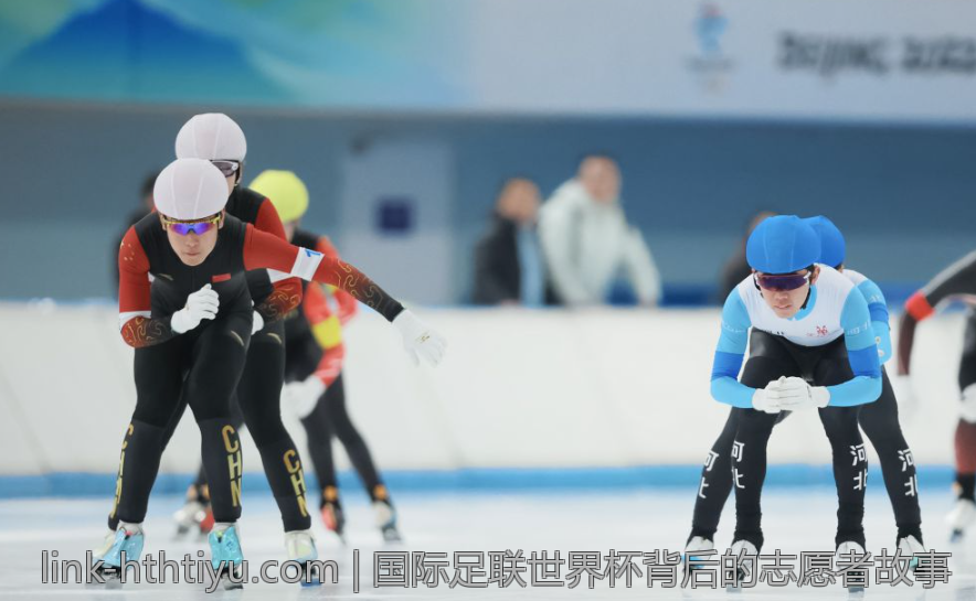 国际足联世界杯背后的志愿者故事